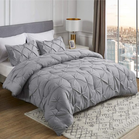 New Grey 3 Piece Pinch Pleated QUEEN Comforter Bedding Set - Picture 1 of 5